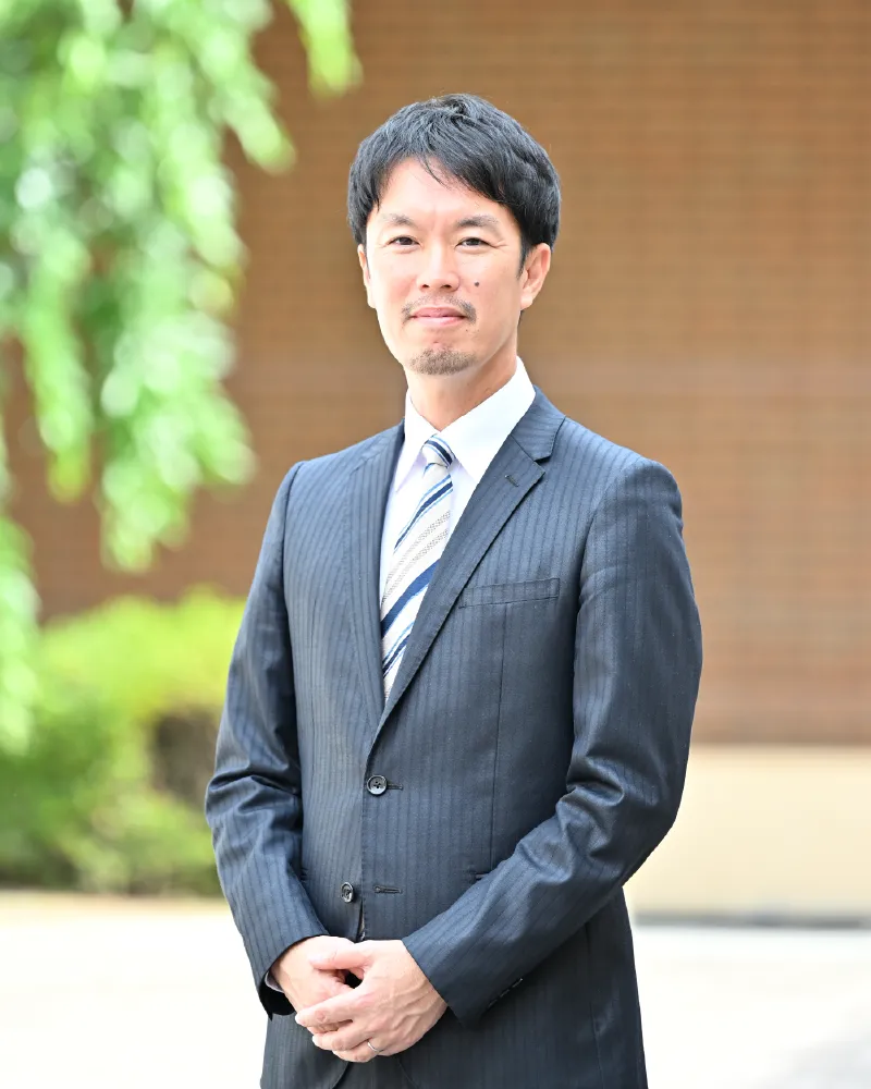 京都精華学園中学高等学校 校長 山本 浩介